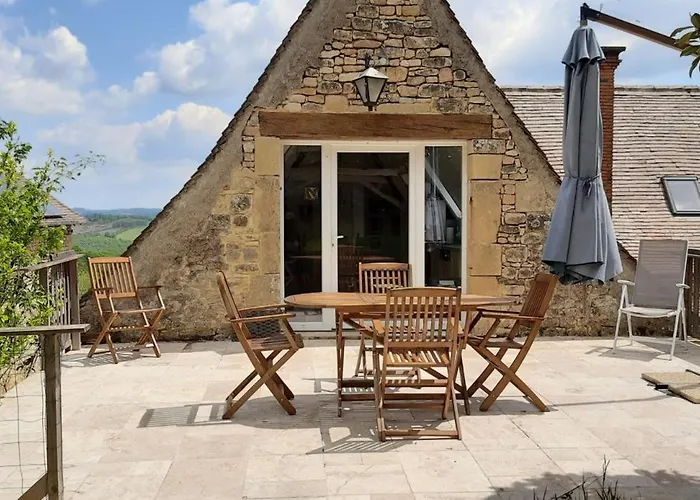 L'hirondelle - La Cipiere בית נופש *